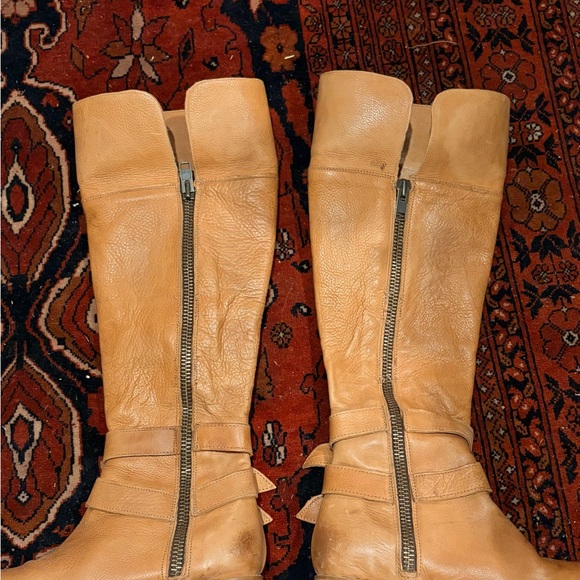 Free Bird Risky Tan Leather Boots - Picture 4 of 6